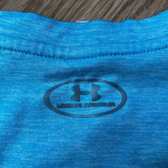 UNDER ARMOUR 🌟 Heat Gear Tee 🌟 - Picture 4 of 4